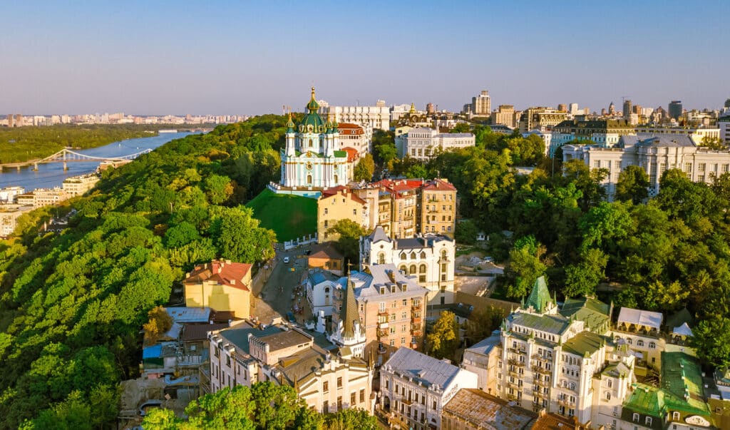 прописка иностранца в Киеве